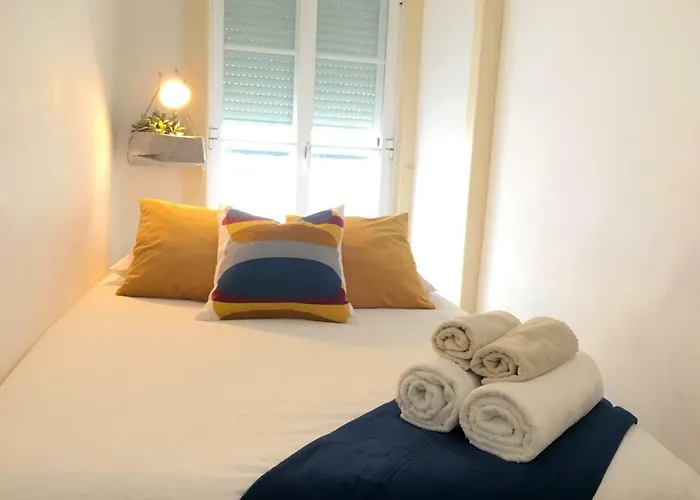 Apartman Window To Iii