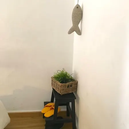 Window To Iii Apartman